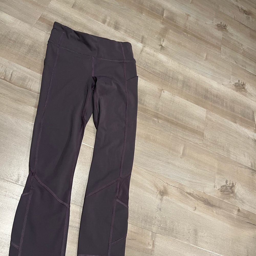Lululemon size 2 23 inch inseam grayish/lavender leggings